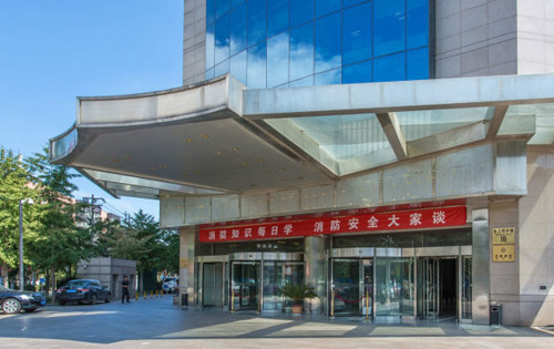 京粮大厦入口